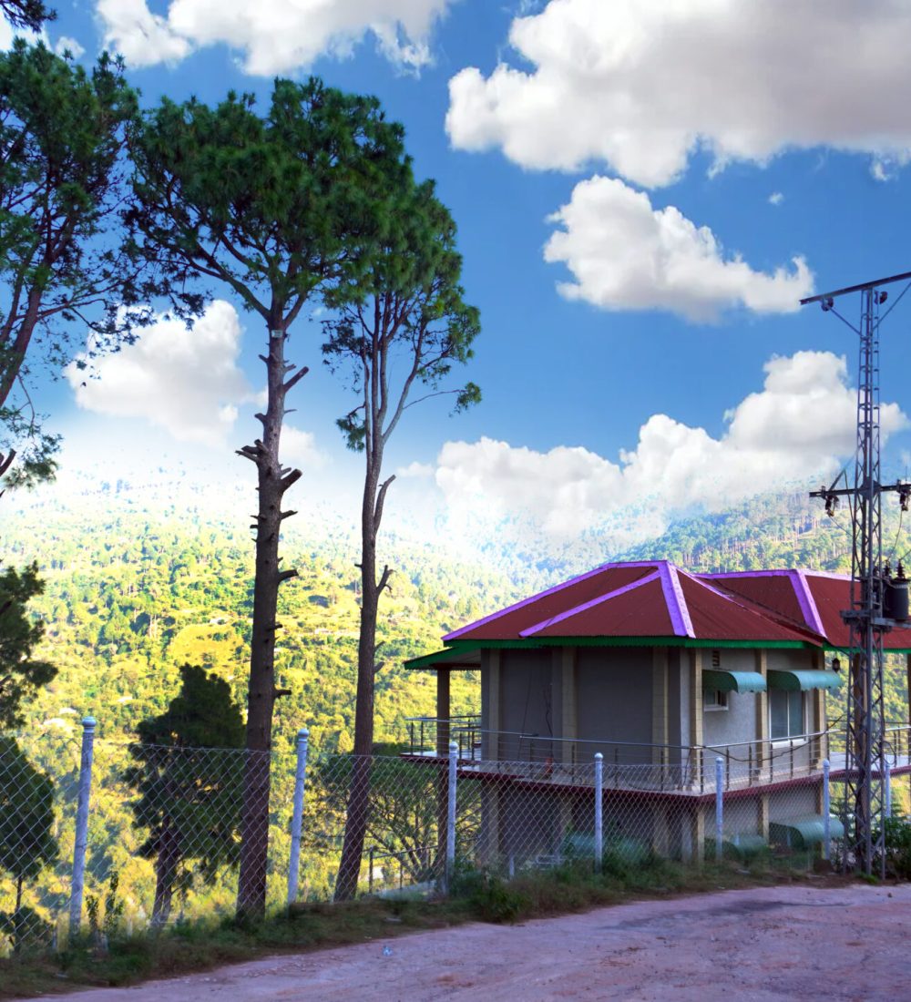 The New Murree Resorts is located on Anguri Road, where a luxury lifestyle with beautiful, which is only 9 km from the well-known Patriata chairlift.